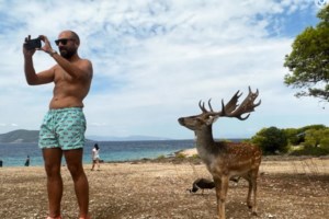 Τρομακτικός θάνατος: Εχασε τη ζωή της για μια selfie - Έπεσε από 80 μέτρα ύψος μπροστά στα μάτια του συντρόφου της - εικόνα 2