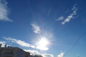 Καλός ο καιρός σήμερα με το θερμόμετρο στους 19 βαθμούς - Πού υπάρχει πιθανότητα βροχής