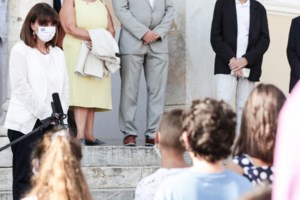 Ζαχαράκη: Σε ποια περίπτωση θα αποφασιστεί κλείσιμο σχολείων