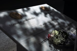 Έγκλημα στη Marfin: Στα χνάρια δύο ατόμων η Ασφάλεια - Ένας άνδρας και μια γυναίκα στο μικροσκόπιο - εικόνα 2