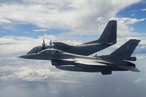 Τα κομάντο των "αιθέρων" - Εντυπωσιακές εικόνες από την άσκηση "Balkan Spirit- 23" των Ειδικών Δυνάμεων στη Ρουμανία - εικόνα 3