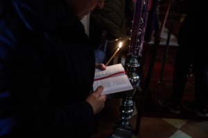 Κόντρα ΠΟΣΠΕΡΤ με Ζούλα για τη μη μετάδοση της ακολουθίας της Μ. Τετάρτης: "Αθεόφοβοι"