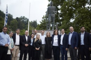 Ο Μητσοτάκης... αυτοτρολάρεται για τις Πανελλήνιες: Έκανα ένα βίντεο που δεν σας εύχομαι καλή επιτυχία [βίντεο] - εικόνα 2