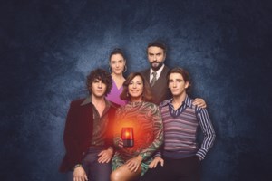 "Μια νύχτα του Αυγούστου": Στα γυρίσματα της πολυαναμενόμενης σειράς, συνέχειας του "Νησιού" [εικόνες] - εικόνα 7