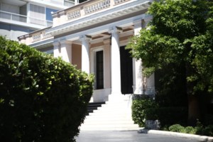 Ο "καραμανλικός" Μάξιμος Χαρακόπουλος για γραμματέας της ΚΟ ΝΔ - Με πρόταση Μητσοτάκη - εικόνα 2