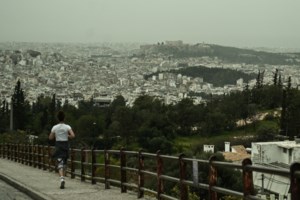 Καλοκαίρι το Σαββατοκύριακο με 30άρια - Αφρικανική σκόνη βλέπει και ο Κολυδάς από Δευτέρα - Η ειρωνική ανάρτηση Τσατραφύλλια