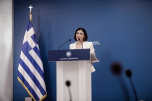 ΝΔ κατά Μπάρκα: Διαρκώς ανοησίες - Να πάρει θέση ο ΣΥΡΙΖΑ για τη λέξη "καθεστώς"