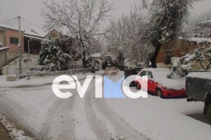 'Αγιος Νικόλαος: Βυθίστηκε θαλαμηγός από την κακοκαιρία - Ψάχνουν για επιβαίνοντες [Εικόνες]