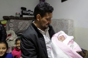 Τουρκία: Θαύμα στα συντρίμμια του σεισμού - Σκύλος βρέθηκε ζωντανός έπειτα από 22 μέρες