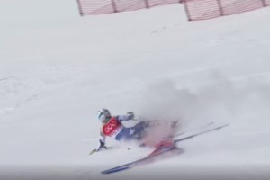 Έγραψε ιστορία η 15χρονη Καμίλα Βαλίεβα: Η πρώτη που κάνει δύο τετραπλά άλματα στο καλλιτεχνικό πατινάζ [Βίντεο]