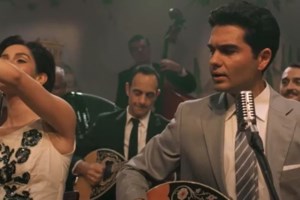 Ο τραγουδιστής Χρήστος Μάστορας συνελήφθη να οδηγεί μεθυσμένος - Παραλίγο να χτυπήσει τροχονόμο