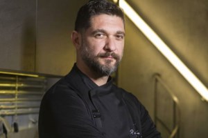 Θανάσης Πατριαρχέας: Μπαμπάς για τρίτη φορά ο γιατρός του "Σασμού" - Εγκυος η σύζυγός του