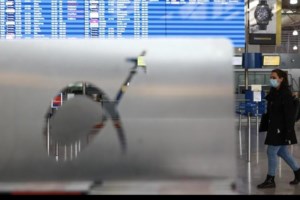 Κορονοϊός: Υποχρεωτική η μάσκα για όλους σε καταστήματα, σινεμά και μουσεία