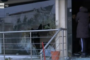 Λαυρεωτική: Επεισοδιακό συμβούλιο στον Δήμο, φυγαδεύτηκε ο δήμαρχος - Διαμαρτυρία για το εργοστάσιο σκουπιδιών