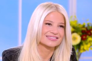 Η απώλεια που δένει τη Φαίη Σκορδά με το λατρεμένο χάσκι: Το ταξίδι από το Κιλκίς στην Αθήνα - Βίντεο