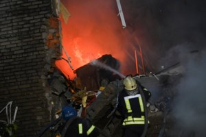 Η επιστροφή του πρίγκιπα Χάρι στην ενεργό δράση: Αιφνιδιαστική επίσκεψη στην Ουκρανία μετά το τσάι με τον πατέρα του - εικόνα 2