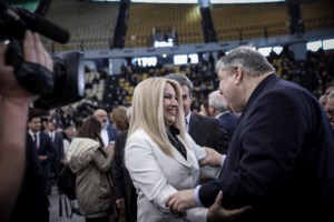 ΚΙΝΑΛ: Κανονικά η εκλογή αρχηγού τον Δεκέμβριο- Δεν θα υποβληθεί σε επέμβαση η Φώφη Γεννηματά, παίρνει εξιτήριο