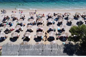 Σαββατοκύριακο με δροσιά και μελτέμια στα 7 μποφόρ - εικόνα 2