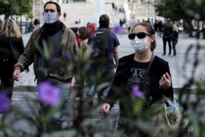 Για ένατη ημέρα στη ΜΕΘ ο Γιάννης Πλακιωτάκης - Επανήλθε ο πυρετός