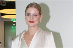 Ευτυχισμένη μανούλα η Δανάη Μιχαλάκη: Η τρυφερή φωτογραφία μαζί με την κορούλα της