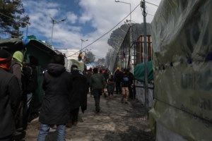 Ερώτηση Τσακαλώτου στη Βουλή: Με ποιο τρόπο η Ν.Δ. ενισχύει τη μεσαία τάξη;