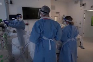 ΗΠΑ - Σαρώνει ο κορονοϊός: Νέο "μαύρο" ρεκόρ με 4.000 θανάτους - 265.000 νέα κρούσματα - εικόνα 2