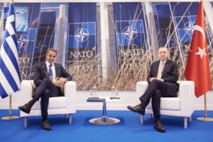 Στρατιωτική άσκηση - μήνυμα στην Τουρκία: Έλληνες και Γάλλοι κομάντος ανακαταλαμβάνουν νησί - Εντυπωσιακές εικόνες - εικόνα 16