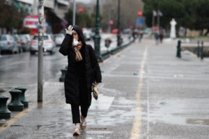 Νέα Ιωνία: Βίντεο ντοκουμέντο - Συνελήφθη ο... ατζαμής ληστής με το φλόμπερ