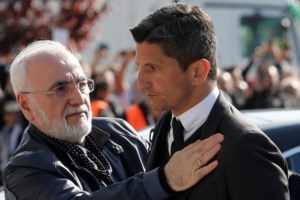 ΕΛΑΣ για το ΑΕΚ-ΠΑΟΚ: "Ο Λουτσέσκου έφτυσε τον Λαμέλα - Αστυνομικοί δέχθηκαν κλωτσιές από διαπιστευμένους" - εικόνα 4