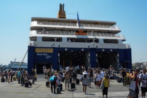 Κορονοϊός: Σχεδόν 10.000 τα νέα κρούσματα στην Αττική, 2.741 στη Θεσσαλονίκη - Τετραψήφια νούμερα σε Αχαΐα και Ηράκλειο