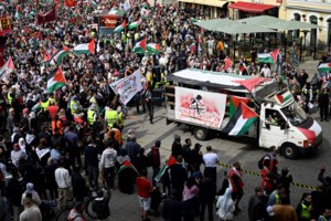 Eurovision 2024: Η τραγουδίστρια από το Ισραήλ αψηφά όσους τη γιουχάρουν - "Επικεντρώνομαι στη μουσική" [βίντεο] - εικόνα 2