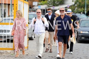 Τρελαμένος με την Ελλάδα ο "007" Πιρς Μπρόσναν: Το μήνυμά του στα ελληνικά  [Εικόνα] - εικόνα 2