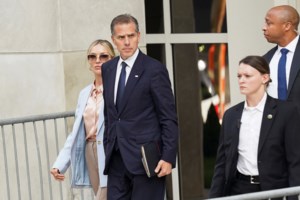 Ο Μπάιντεν απένειμε προεδρική χάρη στον γιο του - "Ωμές πολιτικές σκοπιμότητες οδήγησαν σε κακοδικία, είναι άδικο"