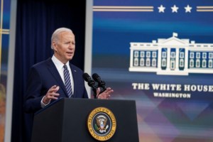 Σκληρή μάχη για το Χάρκοβο: Σφυροκοπούν οι Ρώσοι, αντιστέκονται οι Ουκρανοί - Πτώματα για μέρες στους δρόμους