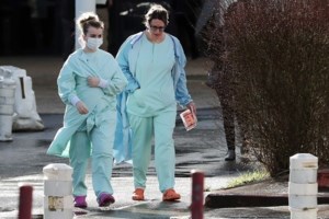 Ηλίας Μόσιαλος: Τα ασυμπτωματικά κρούσματα δυσκολεύουν τον έλεγχο της πανδημίας - εικόνα 5