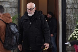 Καπερνάρος κατά Δούκα: Όταν θες να κάνεις την Ζαν Ντ’ Αρκ και κλαψουρίζεις στην τηλεόραση... [βίντεο]