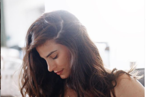 Χριστίνα Μπόμπα: Γιατί πηγαίνει βόλτα τη μία κόρη της και την άλλη την αφήνει στη γιαγιά της - εικόνα 8