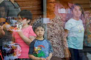 Μακελειό στο Τέξας: "Πυροβόλησα τη γιαγιά μου, τώρα θα επιτεθώ σε σχολείο" έγραψε στο Facebook ο 18χρονος πριν την επίθεση