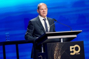 Γερμανία: Σε δύσκολη θέση ο καγκελάριος Σολτς - Tα καρφιά για αλαζονεία και τα "δεν θυμάμαι" στο σκάνδαλο Cum-Ex