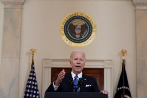 Απανωτά σοκ στις ΗΠΑ: Ανώτατος δικαστής αμφισβητεί τους νόμους για την αντισύλληψη και τον γάμο ομοφυλοφίλων