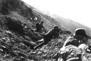 Σαν σήμερα μία "μαύρη" ημέρα: 27 Απριλίου 1941 - Οι Γερμανοί παρελαύνουν στην Αθήνα - εικόνα 4