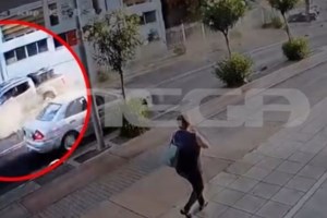 Τροχαίο στο κέντρο της Αθήνας: Μεθυσμένος 25χρονος παρέσυρε με το όχημά του δύο άτομα και τα εγκατέλειψε