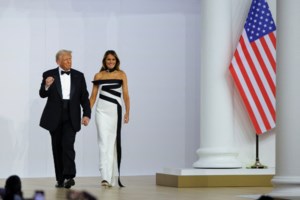 Ο άγνωστος αδερφός του Μασκ: Πήγε στο προεδρικό μέγαρο της Ιταλίας με καουμπόικο καπέλο- Μαζί του η σύζυγος του τενόρου Αντρέα Μποτσέλι - εικόνα 3