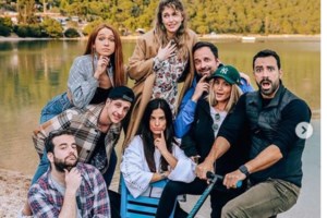 Η Μπόμπα τα βάζει με τα fake δημοσιεύματα για τις φωτο στο Σύνταγμα: Με θλίβει πολύ - Πού μπορεί να φτάσει κάποιος για να εκμεταλλευτεί το θέμα - εικόνα 7