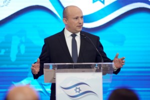 Ουκρανία: Βομβαρδισμοί και εκρήξεις έξω από το Κίεβο - Οι ρωσικές δυνάμεις πολιορκούν και τη Μαριούπολη