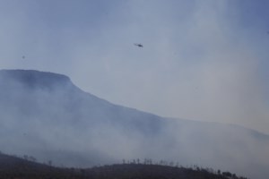 Κολυδάς για τη φωτιά στην Πάρνηθα: Μέχρι και 8 μποφόρ οι ριπές του ανέμου - Πότε θα εξασθενήσουν - εικόνα 2