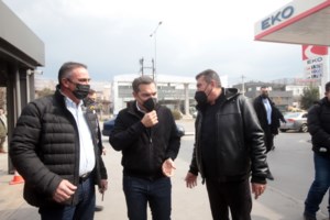 Κόντρα για τις επιδοτήσεις σε ρεύμα, βενζίνη, πετρέλαιο: "Τόσα αντέχει η οικονομία" λέει η κυβέρνηση - "Ψίχουλα", απαντά ο Τσίπρας - εικόνα 2