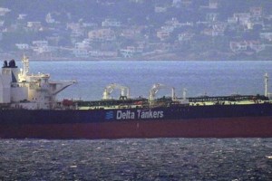 Bloomberg: Η Ελλάδα μπαίνει μπροστά για τη ρυμούλκηση του "Sounion" - Ντοκουμέντο από το ρεσάλτο των Χούθι - εικόνα 5