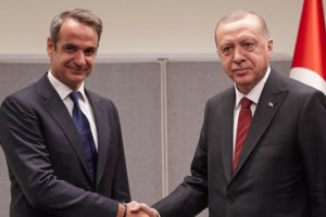 Ερντογάν σε Μακρόν:Δίνουμε χώρο στη διπλωματία, θα υπερασπιστούμε ύδωρ και γη - εικόνα 2