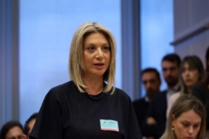 Μετά την Καρυστιανού και ο Πλακιάς έδωσε ηχηρή απάντηση στον Πρετεντέρη: "Να μη βγάζουμε τη γλώσσα και να αρχίζουμε να γλείφουμε" - εικόνα 4